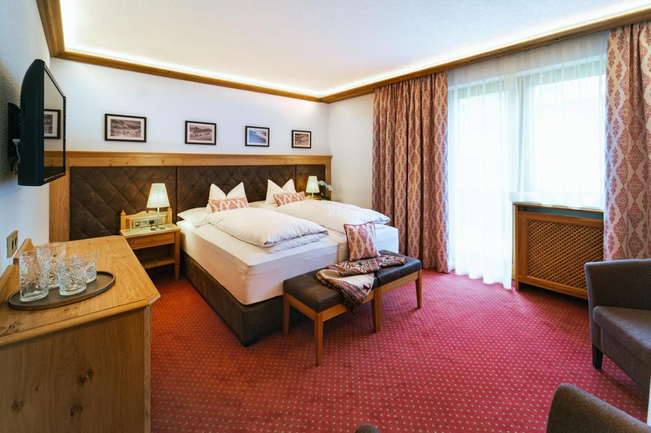 Ulli Hotel 4*